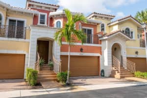1304 Coastal Bay Boulevard, Boynton Beach, FL 33435 Sold 11/17/23