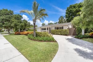 251 Gregory Place, West Palm Beach, FL 33405 Sold 10/03/23