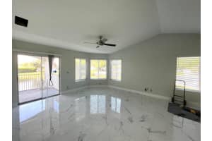 815 W Boynton Beach Boulevard 6-206, Boynton Beach, FL 33426 Sold 09/26/23