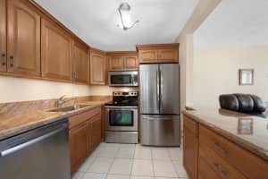 230 Horizons E 210, Boynton Beach, FL 33435 Sold 09/28/23