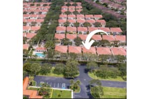 67 Live Oak Circle, Tequesta, FL 33469 Sold 12/15/23