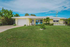 121 Beach Avenue, Port St Lucie, FL 34952 Sold 02/01/24