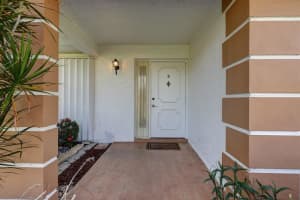 118 Lakes End Drive D, Fort Pierce, FL 34982 Sold 09/29/23