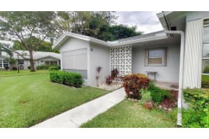 14492 A Canalview Drive Drive 14492 A, Delray Beach, FL 33484 Sold 10/18/23