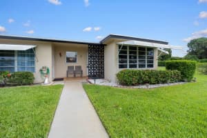 835 North Drive D, Delray Beach, FL 33445 Sold 11/20/23