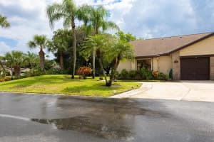 220 Meander Circle, Royal Palm Beach, FL 33411 Sold 10/19/23