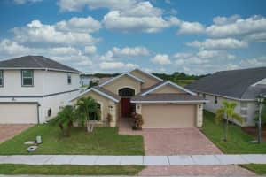 9334 Breakers Row, Fort Pierce, FL 34945 Sold 09/29/23