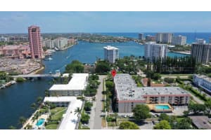 1000 Spanish River Road 3r, Boca Raton, FL 33432 Sold 11/22/23