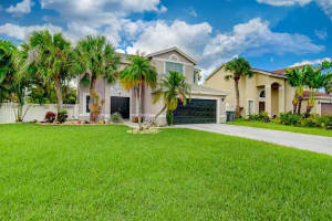 6904 Beacon Hollow Turn, Boynton Beach, FL 33437 Sold 10/16/23