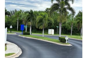 1950 Westminster Circle 7, Vero Beach, FL 32966 Sold 09/29/23