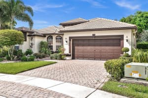 6725 Murano Way, Lake Worth, FL 33467 Sold 12/15/23