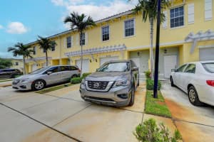 4039 NW 11th Street, Lauderhill, FL 33313 Sold 10/18/23