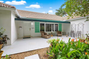 2025 NW 4th Avenue, Delray Beach, FL 33444 Sold 01/10/24