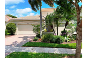 9269 Via Grande W, Wellington, FL 33411 Sold 11/28/23