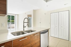 480 Hibiscus Street 614, West Palm Beach, FL 33401 Sold 10/03/23