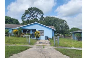 107 Camelot Drive, Fort Pierce, FL 34946 Sold 11/27/23