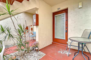17 Willowbrook Lane 104, Delray Beach, FL 33446 Sold 11/30/23