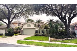 390 Sherwood Forest Drive, Delray Beach, FL 33445 Sold 11/20/23
