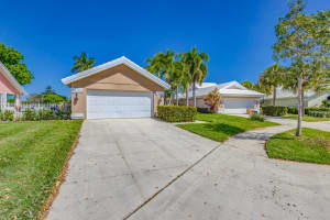 2326 Saratoga Bay Drive, West Palm Beach, FL 33409 Sold 09/26/23