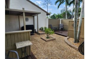 12609 Shady Pines Ct, Wellington, FL 33414, Sold 10/10/23