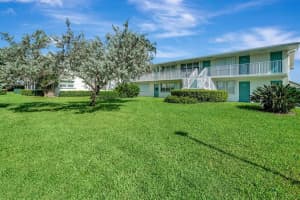 880 Horizon W APT 204, Boynton Beach, FL 33435, Sold 10/24/23