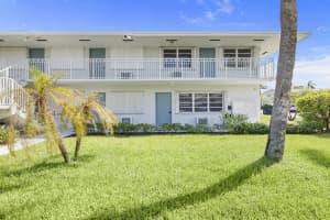 2450 S Federal Highway 10, Boynton Beach, FL 33435 Sold 04/26/24