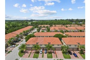 9524 SW Otter Ln, Stuart, FL 34997, Sold 12/13/23