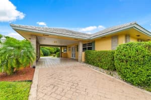 343 Yorktowne Circle, Atlantis, FL 33462 Sold 10/10/23