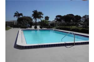 1086 S Oakridge Circle, Lake Worth, FL 33462 Sold 10/31/23