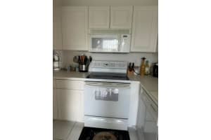 1540 NW 18th Avenue 103, Delray Beach, FL 33445 Sold 10/25/23