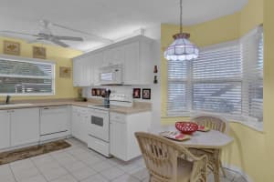 367 Grove Isle Circle, Vero Beach, FL 32962 Sold 04/17/24