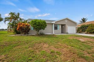 1538 SE Collette Circle, Port St Lucie, FL 34952 Sold 12/13/23