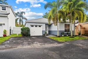 4170 SW 70th Terrace, Davie, FL 33314 Sold 10/06/23