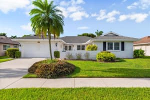 10848 Greentrail Drive S, Boynton Beach, FL 33436 Sold 02/05/24