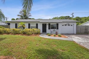 1208 Mohican Boulevard, Jupiter, FL 33458 Sold 10/27/23