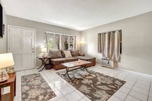 219 NE 16th Street, Delray Beach, FL 33444 Sold 02/16/24