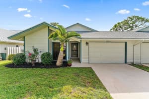 12729 SE Cascades Ct, Hobe Sound, FL 33455, Sold 11/13/23
