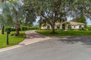 727 Pine Club Lane, Wellington, FL 33414 Sold 10/18/23