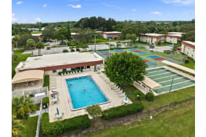 29 Pine Arbor Lane 202, Vero Beach, FL 32962 Sold 01/06/25