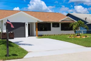 6700 SE Silverbell Avenue, Stuart, FL 34997 Sold 12/04/23