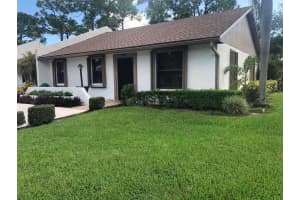 6101 Fairfield Circle 13, Greenacres, FL 33463 Sold 12/29/23