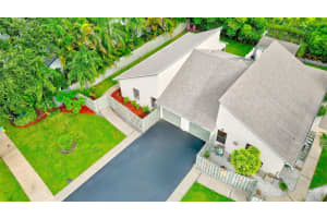 2717 SW 2nd Street, Delray Beach, FL 33445 Sold 10/13/23
