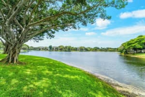 5380 Cedar Lake Drive 305, Boynton Beach, FL 33437 Sold 11/07/23