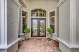 328 Vizcaya Drive, Palm Beach Gardens, FL 33418 Sold 12/06/23