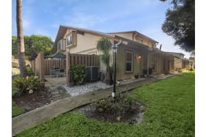 312 Maplecrest Circle, Jupiter, FL 33458 Sold 10/19/23