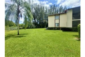 4807 Sable Pine Circle D-2, West Palm Beach, FL 33417 Sold 10/10/23