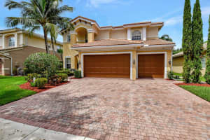 8909 Starhaven Cove, Boynton Beach, FL 33473 Sold 03/18/24