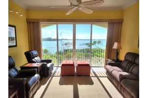 21 Harbour Isle Drive W 202, Fort Pierce, FL 34949 Sold 12/07/23
