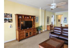 21 Harbour Isle Drive W 202, Fort Pierce, FL 34949 Sold 12/07/23