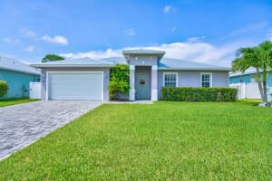 6207 SE Amethyst Terrace, Hobe Sound, FL 33455 Sold 10/27/23